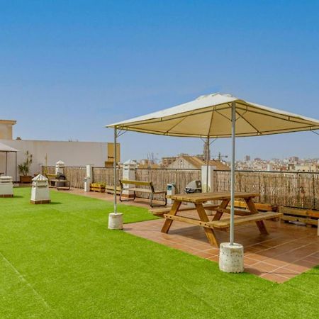 Апартаменти Apartamento Centrico La Merced 2 - Free Parking & Free Gym Малага Екстер'єр фото
