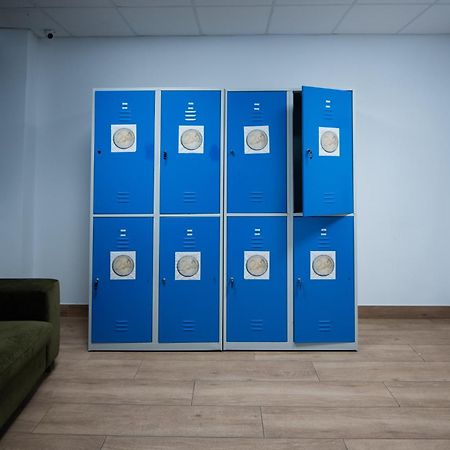 Апартаменти Apartamento Centrico La Merced 2 - Free Parking & Free Gym Малага Екстер'єр фото