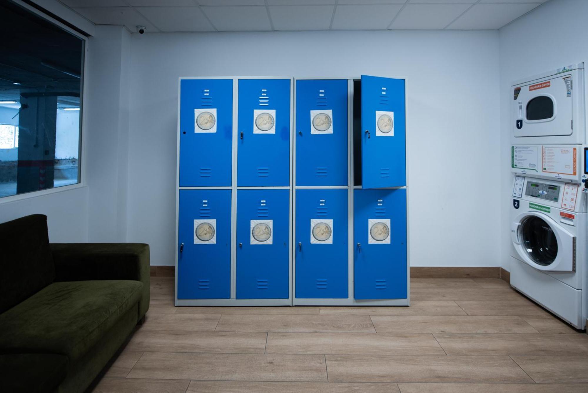 Апартаменти Apartamento Centrico La Merced 2 - Free Parking & Free Gym Малага Екстер'єр фото